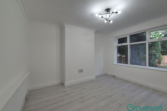 10 Brookside Drive, Salford photo 5