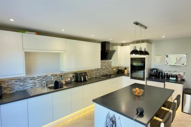 Ansbeck, Southdown Road, Freshwater Bay photo 4