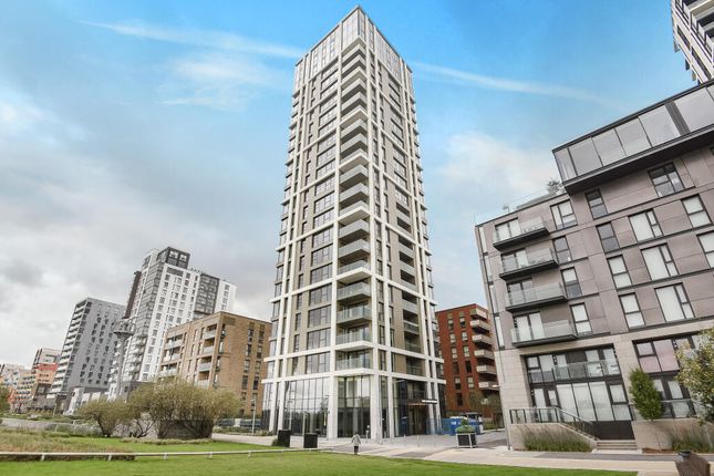 Studio studio on Flat 17, 1 Pilot Walk, London, £325,000