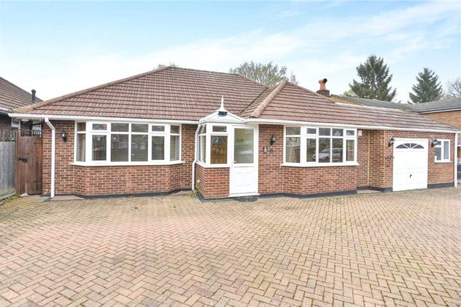 Thumbnail Bungalow for sale in Orchard Avenue, Croydon