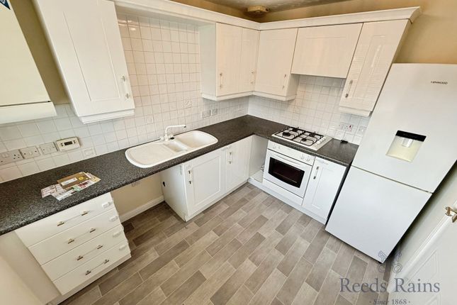 28, Chatsworth Park Avenue, Staffordshire photo 3