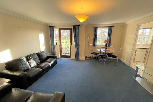 66, Elliots Way, Reading photo 2