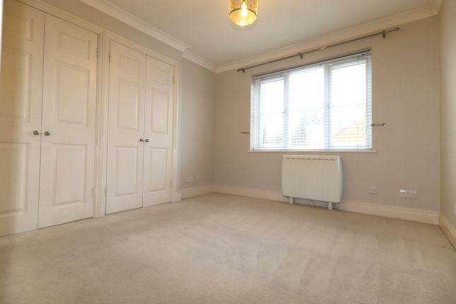 9 Chesswood Court Bury Lane, Rickmansworth photo 4