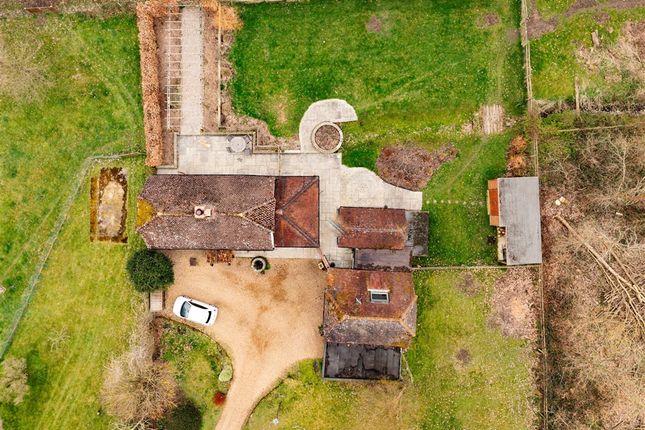 Laddingford, Maidstone photo 4