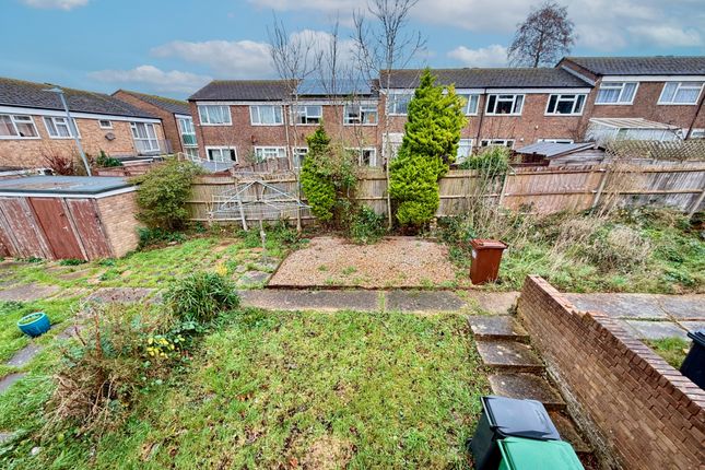 13b, Harebell Close, Eastbourne photo 3