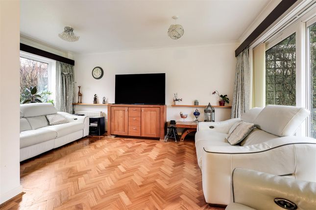 26, Roman Hill, Barton, Cambridge photo 4