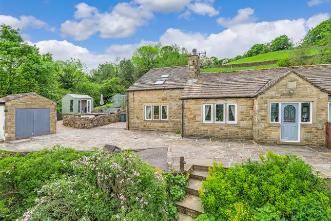 3-bed house on Dove Cottage,, Woodside Lane, Keighley, £479,950