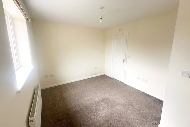 27, Millport Road, West Midlands photo 4