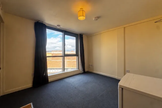 24, Salisbury Street, Southampton photo 3