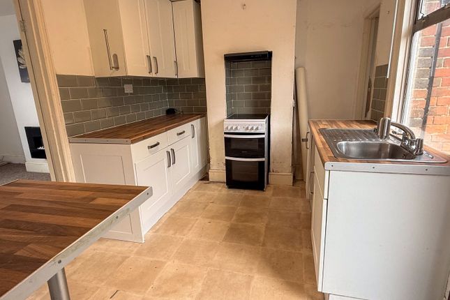 5, Hollington Place, Thatcham photo 3