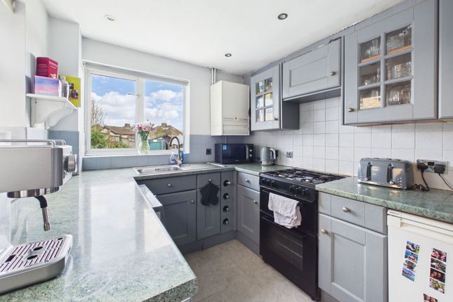 12, Templeway West, Lydney photo 3