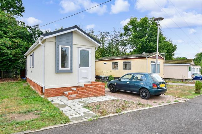 Mobile/park home for sale in East Hill Road, Knatts Valley, Sevenoaks, Kent