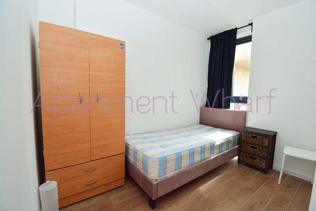 Room to rent in Bovet Court, Harford Street, Stepney Green