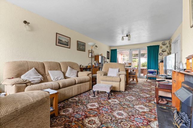 1, TUDOR CLOSE, SELBY photo 2