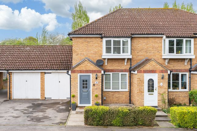 Thumbnail End terrace house for sale in Hurstlings, Welwyn Garden City, Hertfordshire