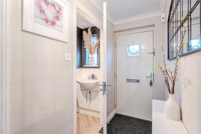 34, Hawthorn Avenue, Glasgow photo 3