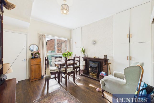 10, Carlton Street, Bridlington photo 4