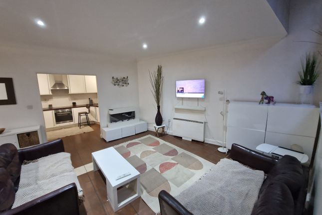 Thumbnail Flat to rent in Guildford Street, Luton