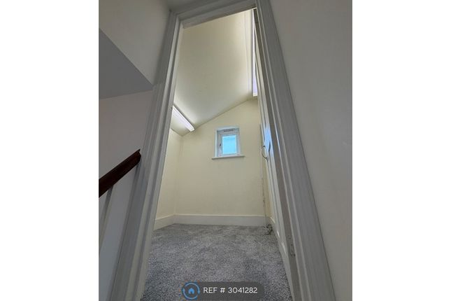 Killowen Road, London photo 2