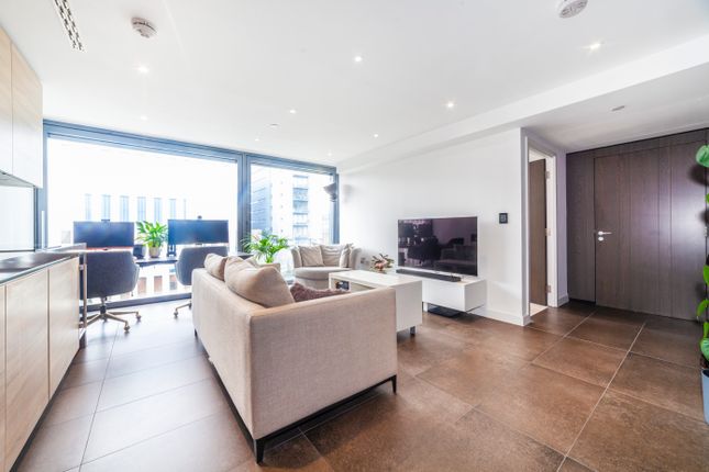 1-bed flat on Chronicle Tower, 261b City Road, London, £600,000