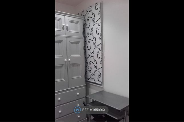 The Causeway, Altrincham photo 4