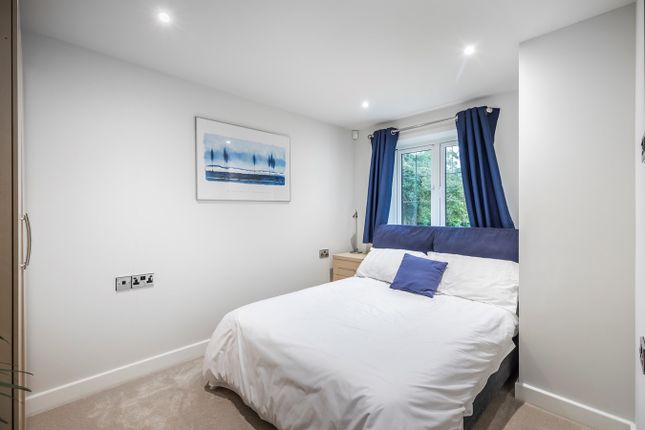 Flat for sale in Hawkhurst, Haven Road, Canford Cliffs