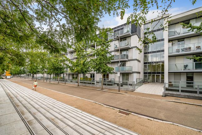 Thumbnail Flat for sale in Hudson Apartments, New River Village, Hornsey