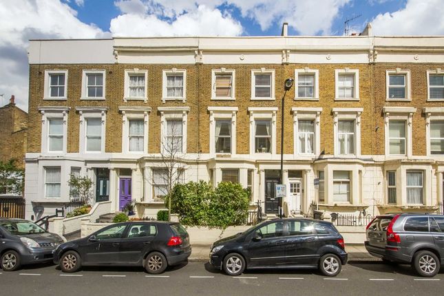 Flat to rent in Edbrooke Road, London