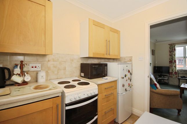 56, Saffron Meadow, Stratford-Upon-Avon photo 3