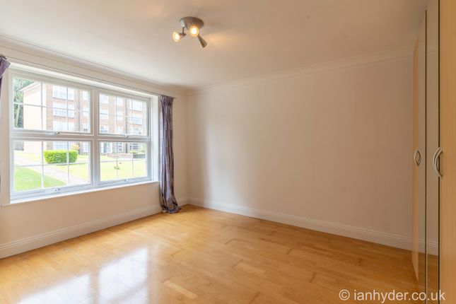 75, Regency Court, Withdean Rise, Brighton photo 5