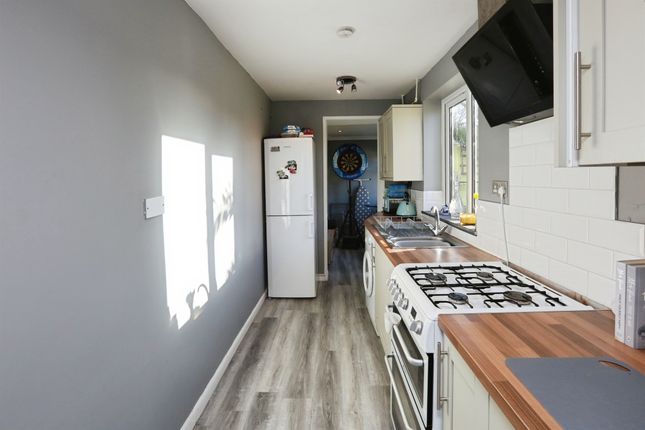 8, Victoria Place, Gosport photo 4