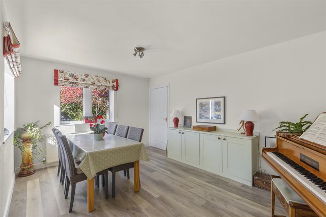 Birch House, 14, Park Crescent, Addingham photo 4