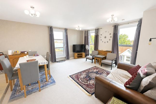 Flat 17, 23, Upton Road, Watford photo 2