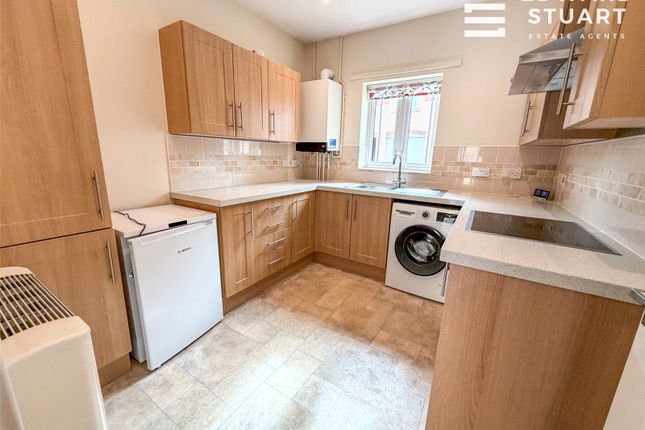 4, Whitby Avenue, Peterborough photo 2