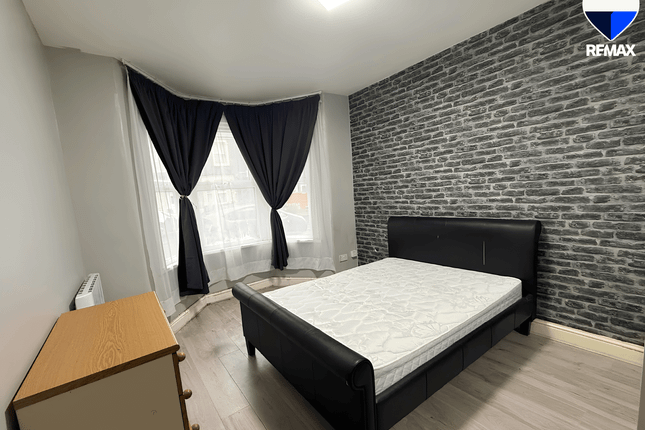 31, Cranborne Road, Barking photo 4