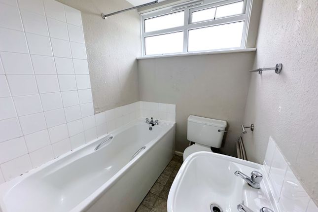 Flat 3, 31, St Peters Road, St Leonards-on-Sea photo 4