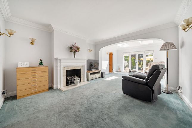 The White House, Tyland Lane, Maidstone photo 4