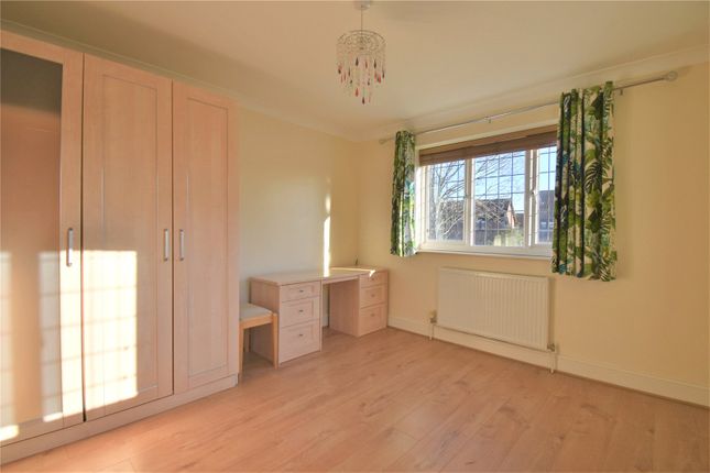 Munden Grove, Hertfordshire photo 4