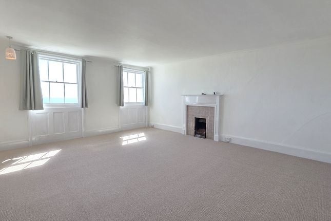 Flat 4, 12 Lewes Crescent, Brighton photo 2