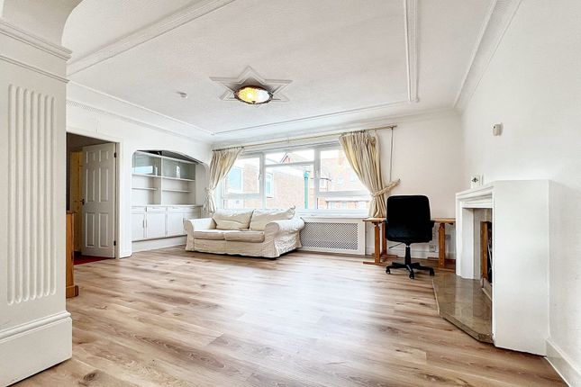 9 The Albany London Road, Leicester photo 2