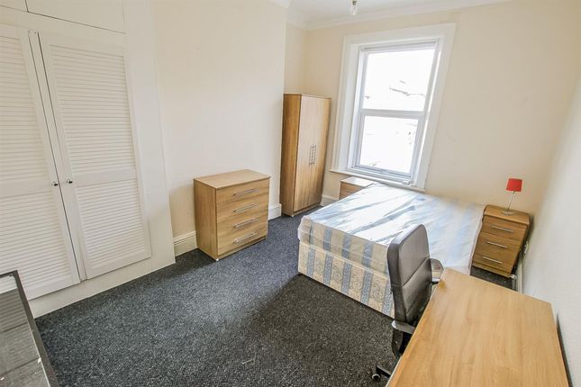 15 Cavendish Place, Newcastle Upon Tyne photo 5