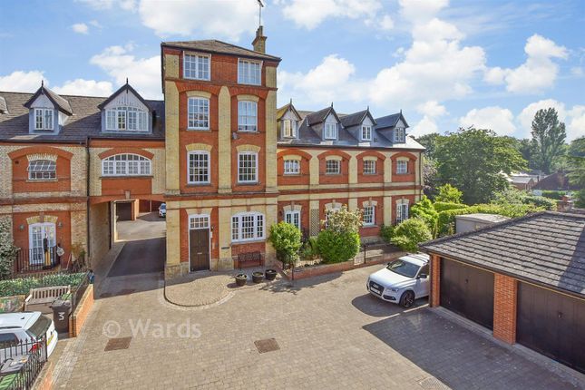 1-bed flat on Abbey Brewery Court, Swan Street, West Malling, £165,000