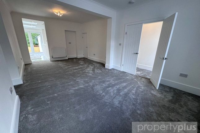 40, Cemetery Road, Rhondda Cynon Taff photo 3