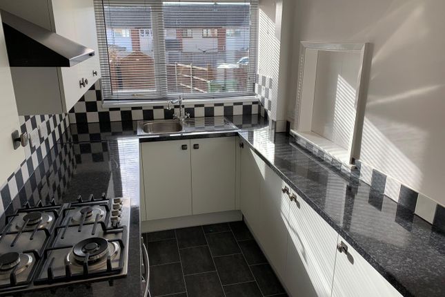 Oak Crescent, Leicester photo 5
