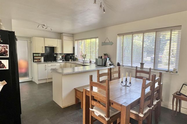 80, Beach Road, Carlyon Bay photo 4