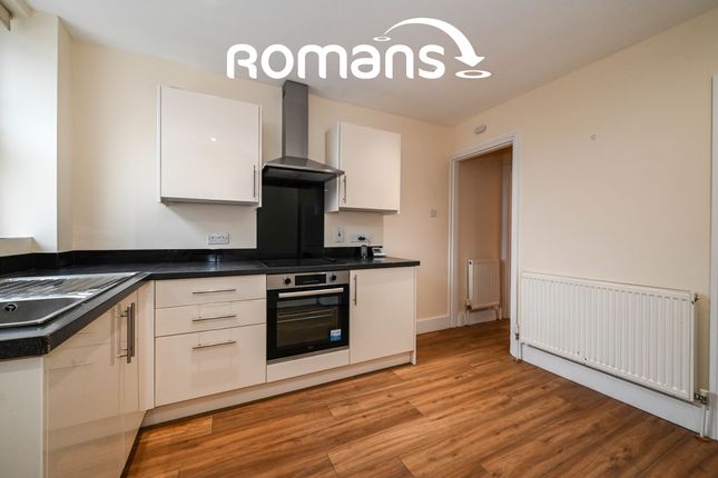 19, Mount Pleasant, Wokingham photo 2