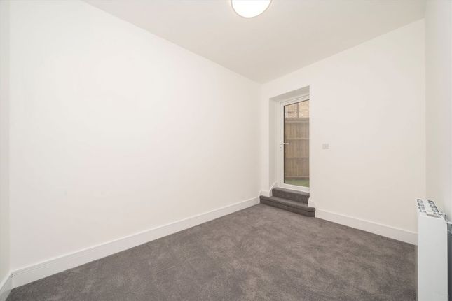 2, Berrymead Gardens, London photo 3
