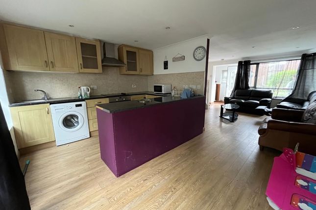 End terrace house for sale in 25 Orchard Court, The Island, West Drayton, Middlesex