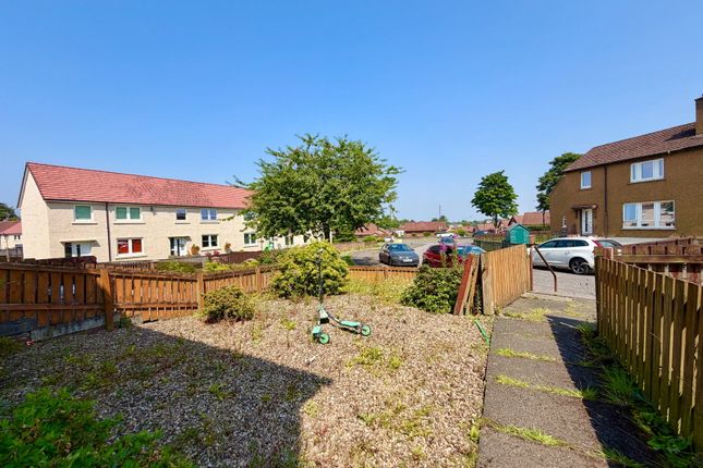 95, Woodburn Crescent, Bonnybridge photo 2