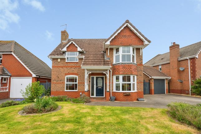 3-bed house on 10, Gawtree Way, Worcester, £350,000